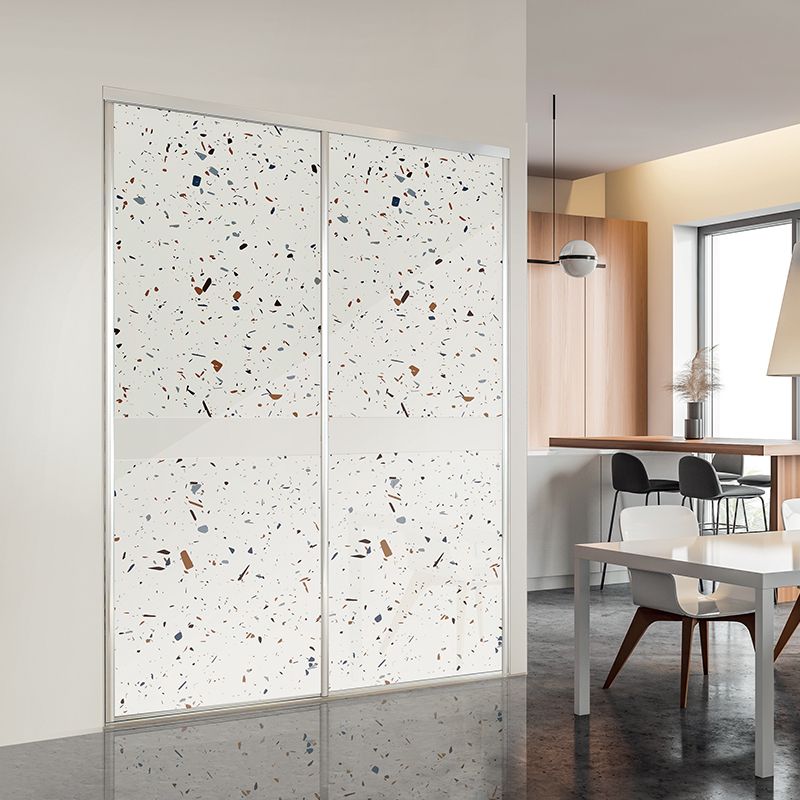 Façade coulissante avec vitre terrazzo